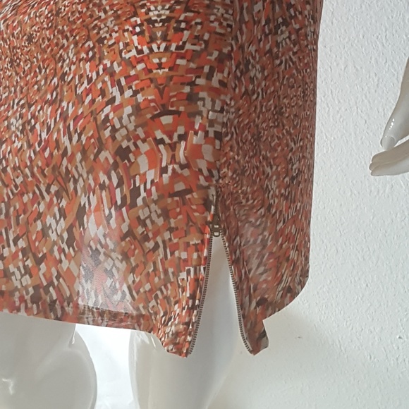 Plus size Casual Dress made from Multi-print fabric. - Picture 7 of 9